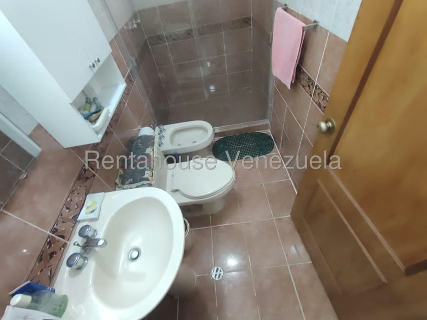 Apartamento (1 Nivel) en Alquiler en Las Chimeneas, Carabobo - 41