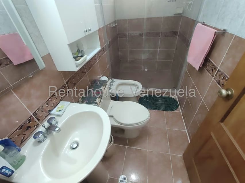 Apartamento (1 Nivel) en Alquiler en Las Chimeneas, Carabobo - 43