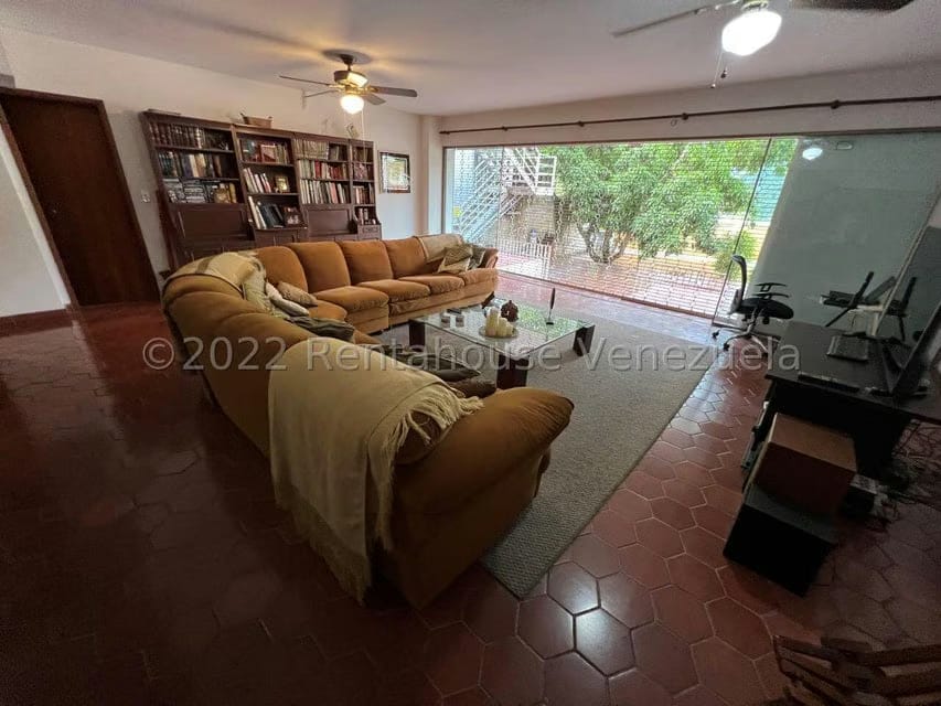 Casa (Multipes Niveles) en Venta en Miranda, Distrito Metropolitano - 23