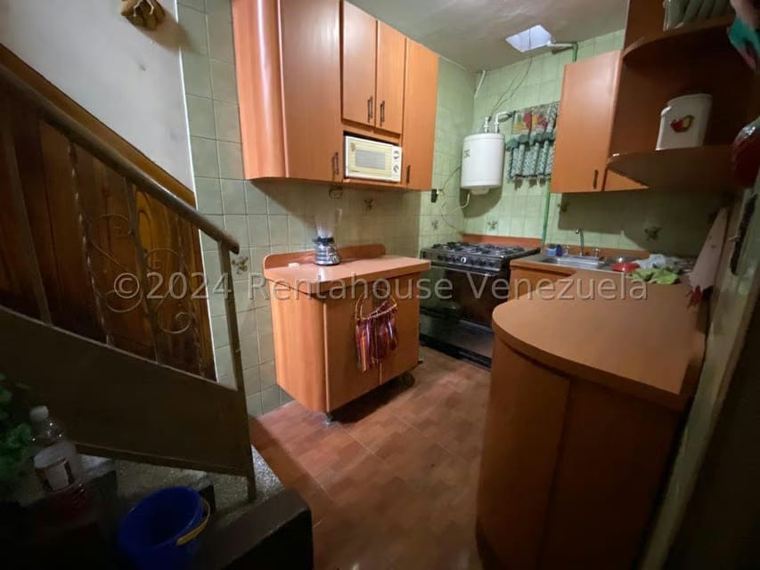 Casa (Multipes Niveles) en Venta en Catia, Distrito Metropolitano - 19
