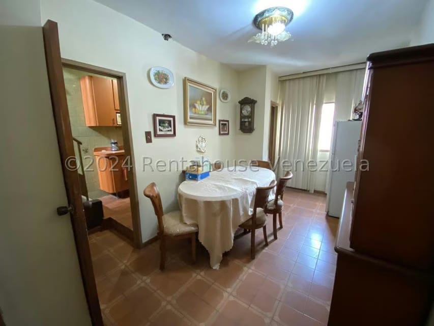 Casa (Multipes Niveles) en Venta en Catia, Distrito Metropolitano - 23