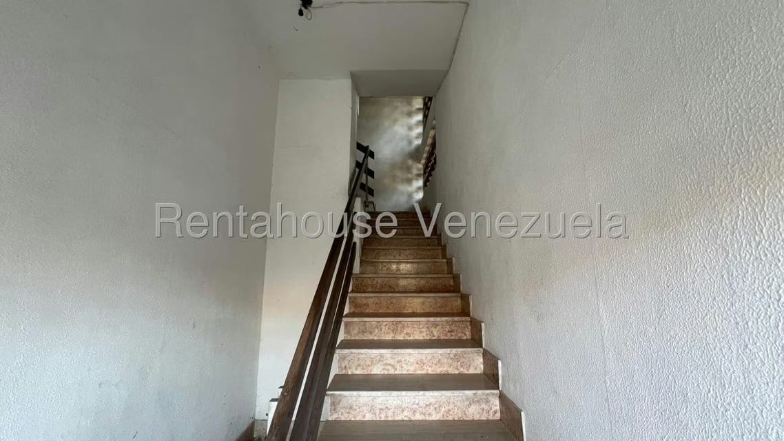 Comercial (Edificio) en Venta en La Limpia, Zulia - 13