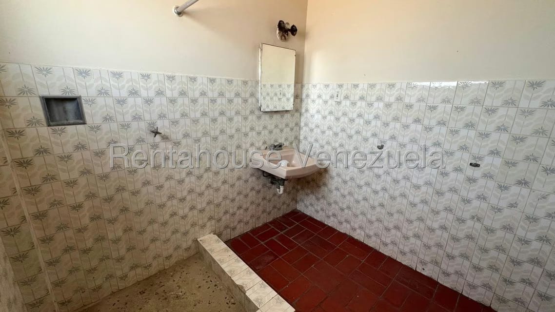 Comercial (Edificio) en Venta en La Limpia, Zulia - 20