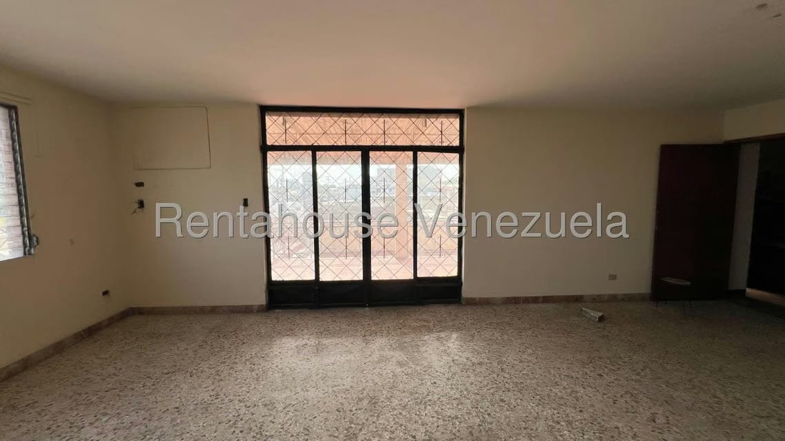Comercial (Edificio) en Venta en La Limpia, Zulia - 24