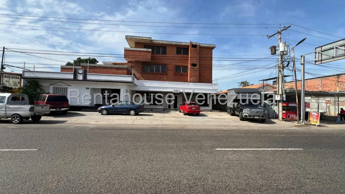 Comercial (Edificio) en Venta en La Limpia, Zulia - 4