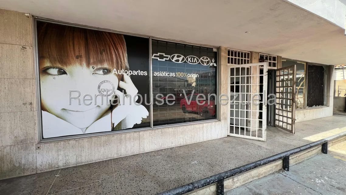 Comercial (Edificio) en Venta en La Limpia, Zulia - 38