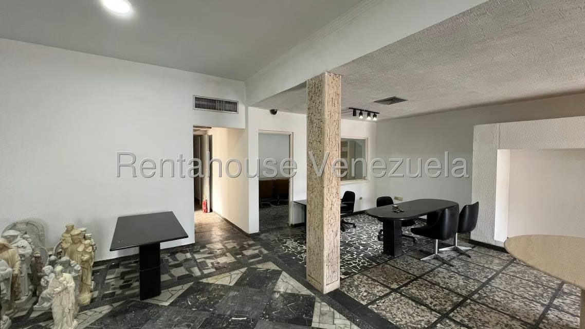 Comercial (Edificio) en Venta en La Limpia, Zulia - 47