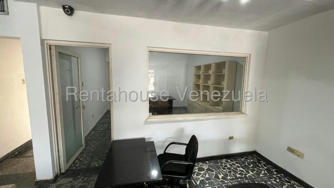 Comercial (Edificio) en Venta en La Limpia, Zulia - 50