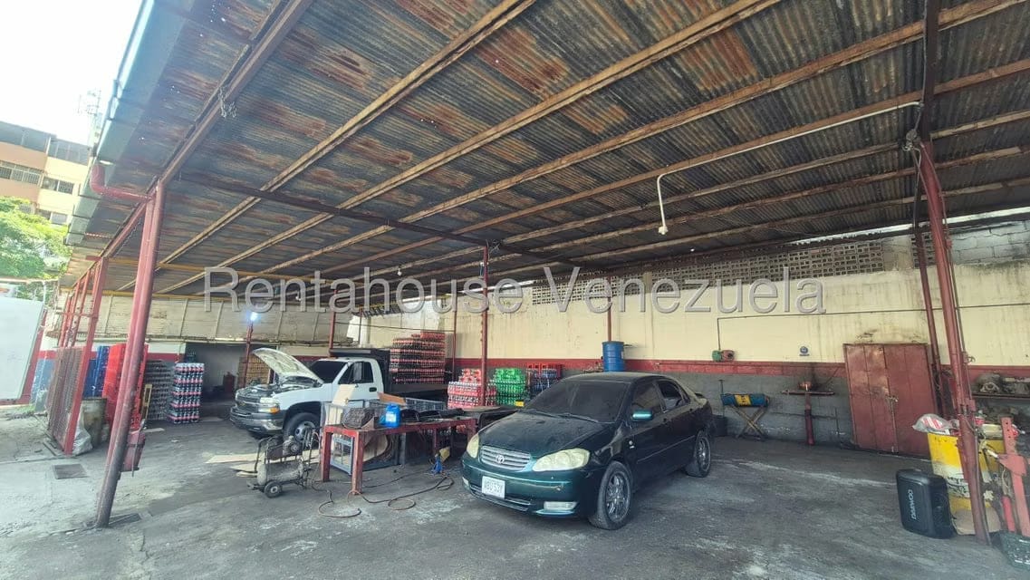 Terreno (Comercial) en Venta en Centro, Lara - 14