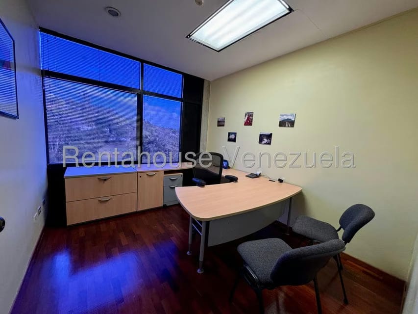 Comercial (Oficina) en Venta en La Lagunita Country Club, Distrito Metropolitano - 6