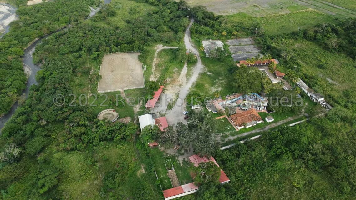 Terreno (Comercial) en Venta en Zona Este, Lara - 25