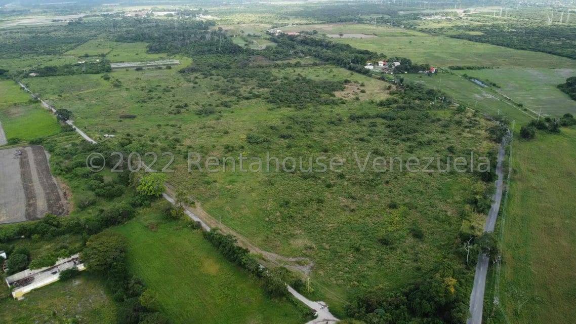 Terreno (Comercial) en Venta en Zona Este, Lara - 9