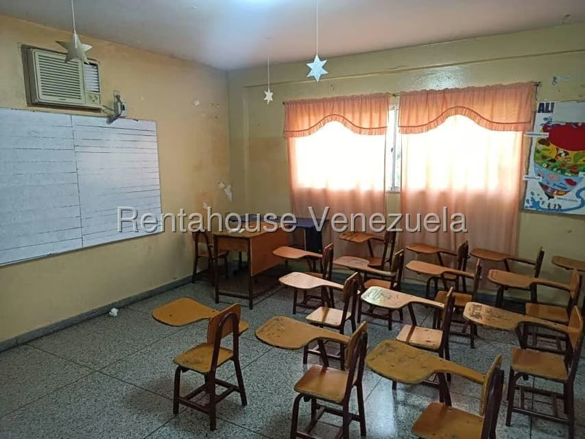 Comercial (Edificio) en Venta en Sierra Maestra, Zulia - 34