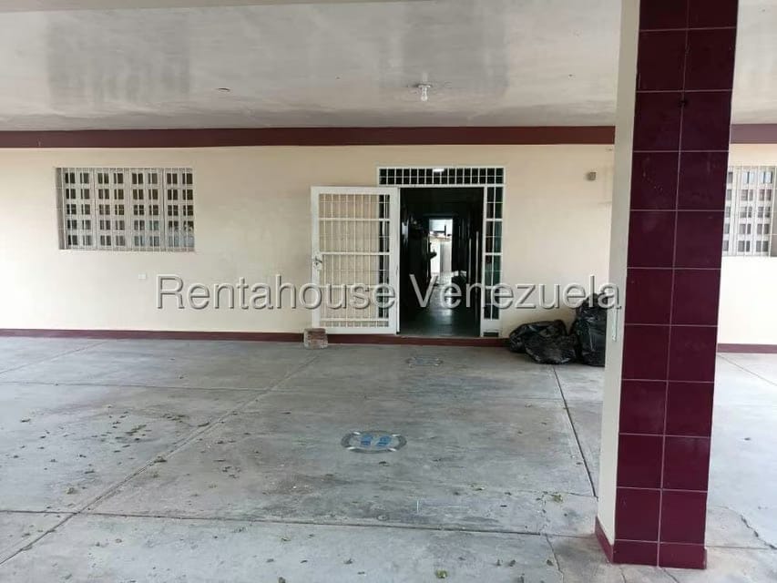 Comercial (Edificio) en Venta en Sierra Maestra, Zulia - 46