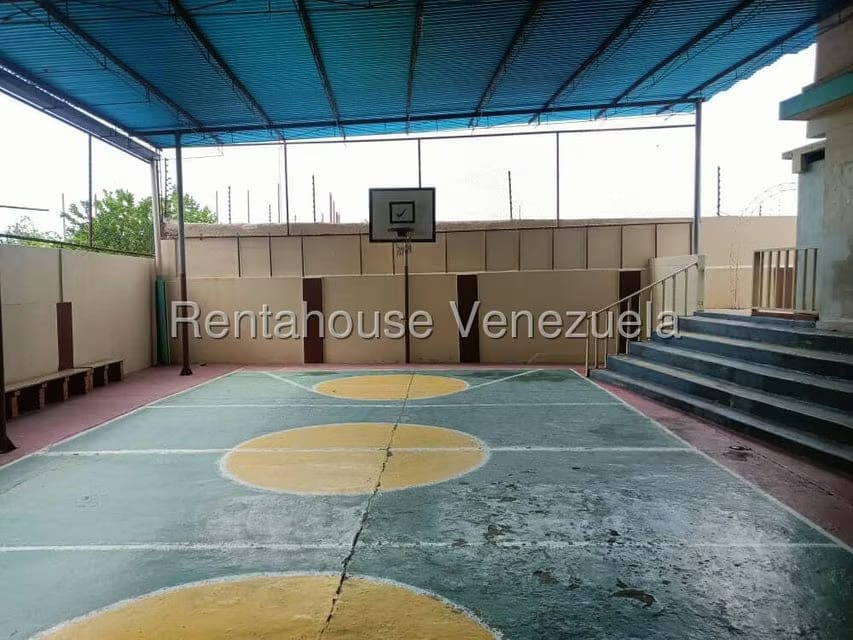 Comercial (Edificio) en Venta en Sierra Maestra, Zulia - 49