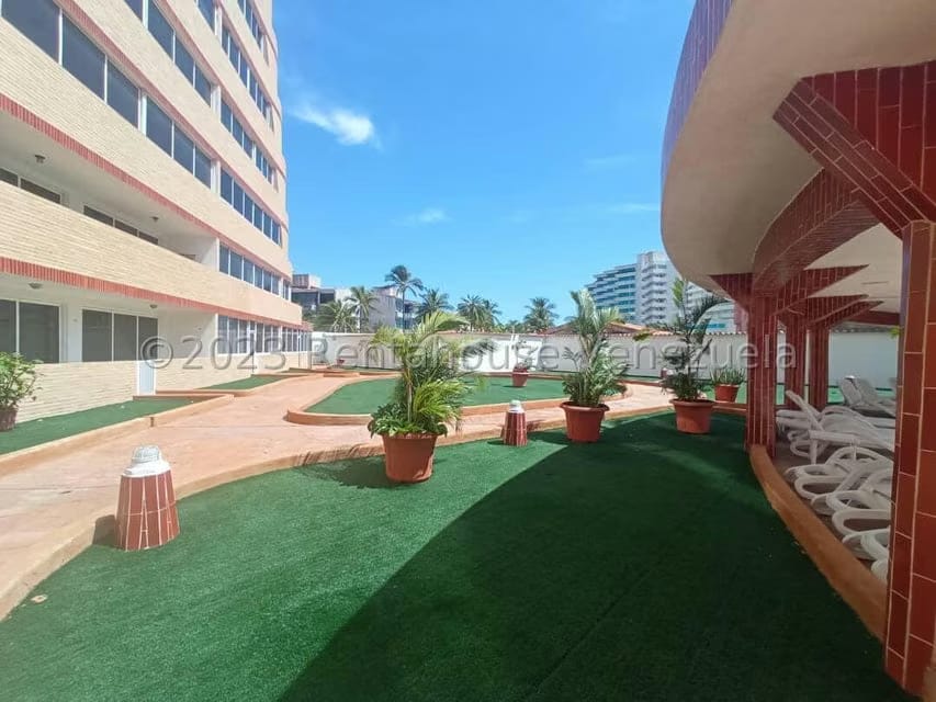 Apartamento (1 Nivel) en Venta en Costa Azul, Nueva Esparta - 4
