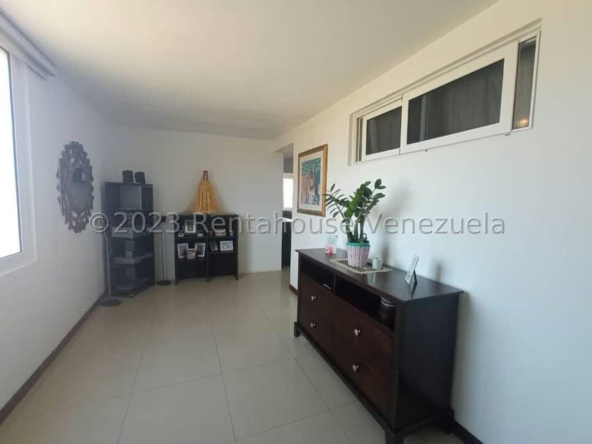 Apartamento (1 Nivel) en Venta en Costa Azul, Nueva Esparta - 9