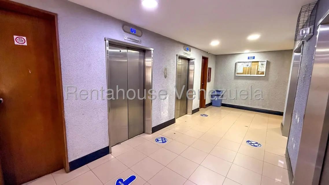 Comercial (Oficina) en Venta en La Campiña, Distrito Metropolitano - 4