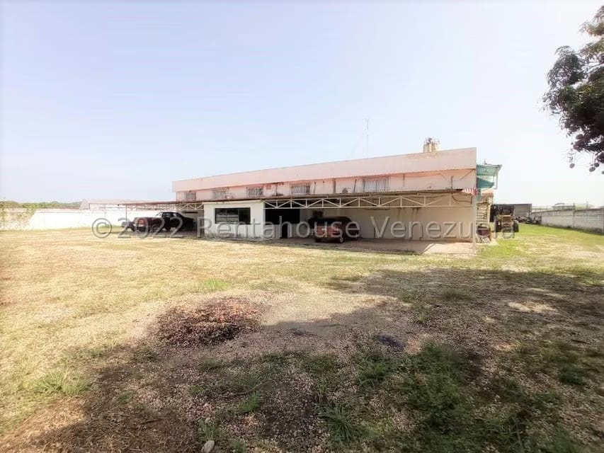 Comercial (Industrial) en Venta en Tinaquillo, Cojedes - 2