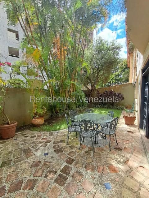 Townhouse (Multiples Niveles) en Venta en Parque Oripoto, Distrito Metropolitano - 15