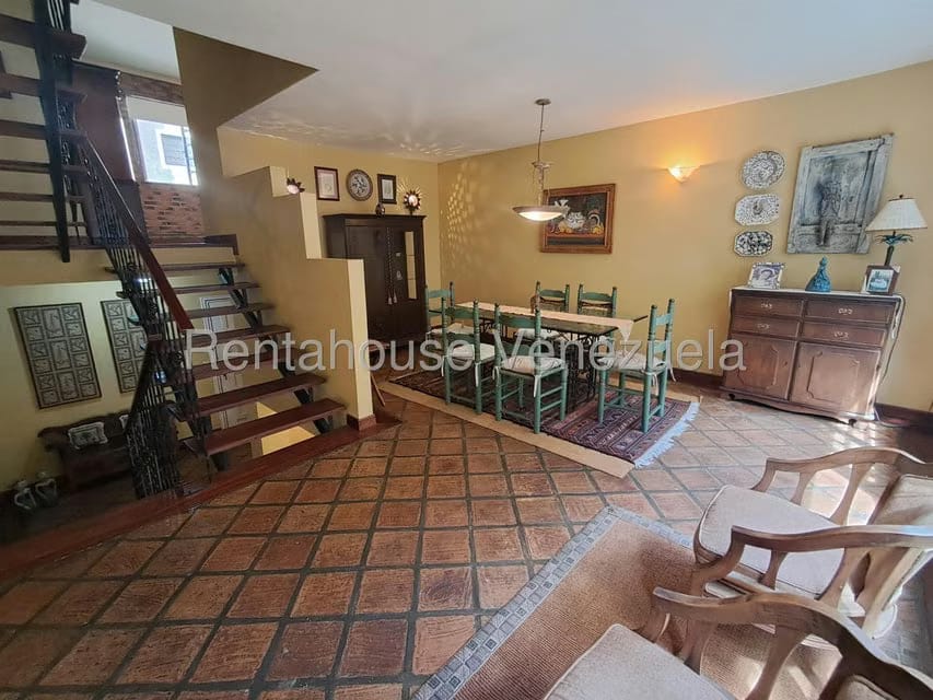 Townhouse (Multiples Niveles) en Venta en Parque Oripoto, Distrito Metropolitano - 23