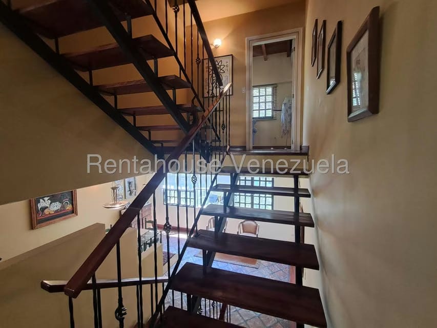 Townhouse (Multiples Niveles) en Venta en Parque Oripoto, Distrito Metropolitano - 30