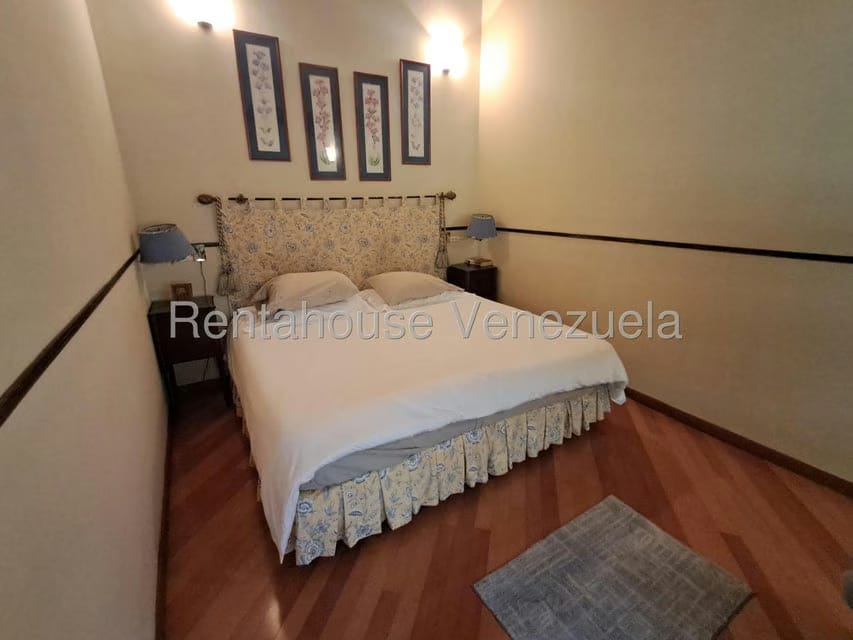 Townhouse (Multiples Niveles) en Venta en Parque Oripoto, Distrito Metropolitano - 34