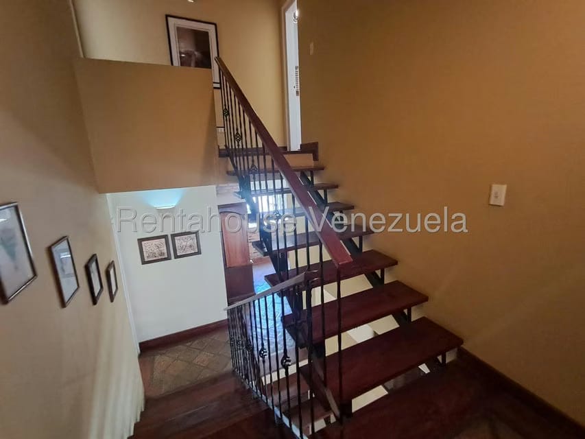 Townhouse (Multiples Niveles) en Venta en Parque Oripoto, Distrito Metropolitano - 38