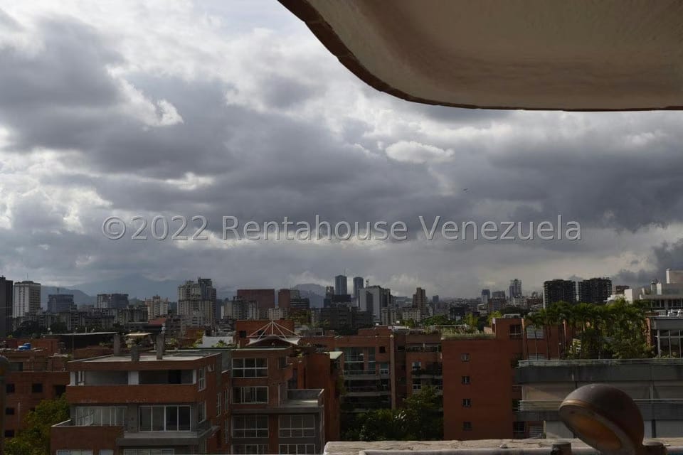 Apartamento (1 Nivel) en Alquiler en Campo Alegre, Distrito Metropolitano - 26