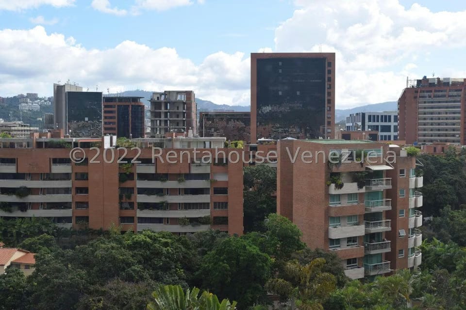 Apartamento (1 Nivel) en Alquiler en Campo Alegre, Distrito Metropolitano - 10
