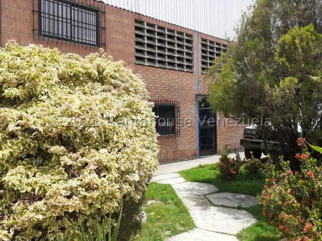 Comercial (Galpon - Deposito) en Venta en El Marques, Miranda - 2