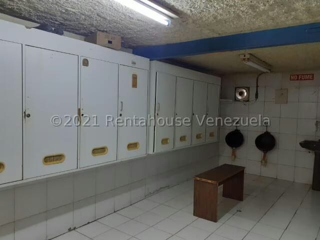 Comercial (Galpon - Deposito) en Venta en El Marques, Miranda - 25