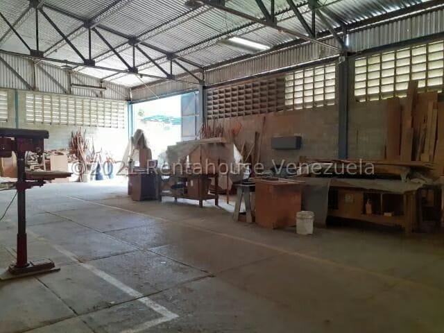 Comercial (Galpon - Deposito) en Venta en El Marques, Miranda - 27