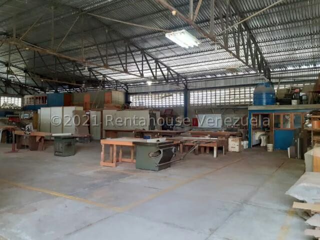Comercial (Galpon - Deposito) en Venta en El Marques, Miranda - 29