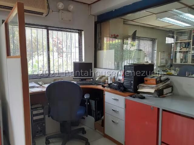 Comercial (Galpon - Deposito) en Venta en El Marques, Miranda - 4