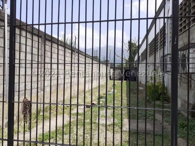 Comercial (Galpon - Deposito) en Venta en El Marques, Miranda - 36