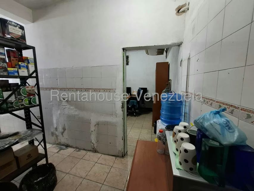 Negocios y Empresas (Comercio) en Venta en Santa Rita, Aragua - 11