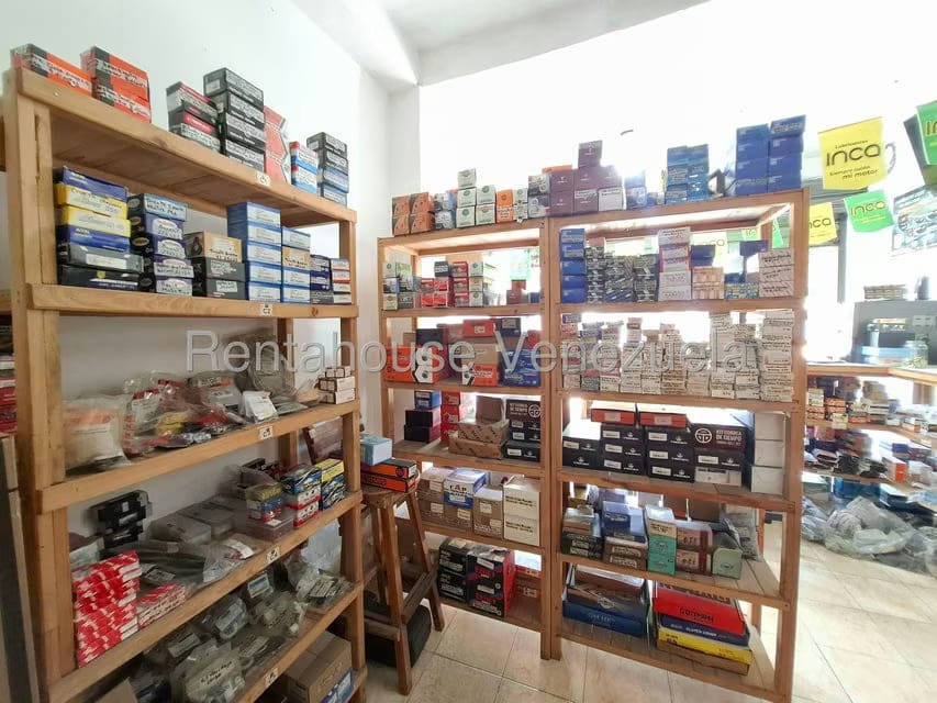 Negocios y Empresas (Comercio) en Venta en Santa Rita, Aragua - 17