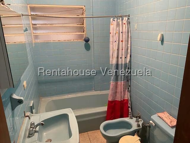Casa (Duplex) en Venta en La Trinidad, Distrito Metropolitano - 12