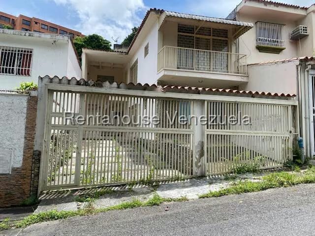 Casa (Duplex) en Venta en La Trinidad, Distrito Metropolitano - 23