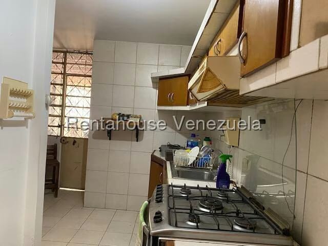 Casa (Duplex) en Venta en La Trinidad, Distrito Metropolitano - 6