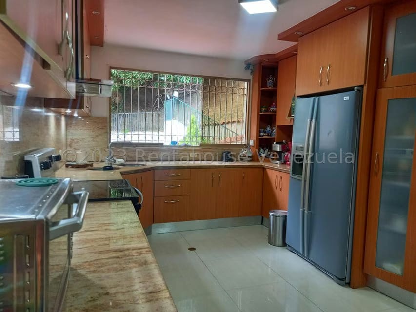 Casa (Duplex) en Venta en Lomas de Prados del Este, Distrito Metropolitano - 11