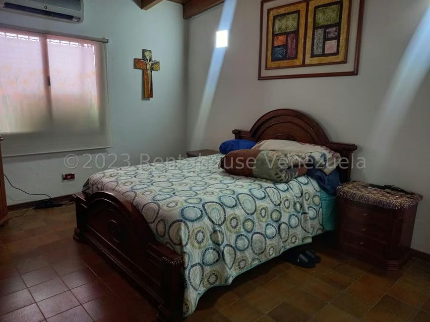 Casa (Duplex) en Venta en Lomas de Prados del Este, Distrito Metropolitano - 20