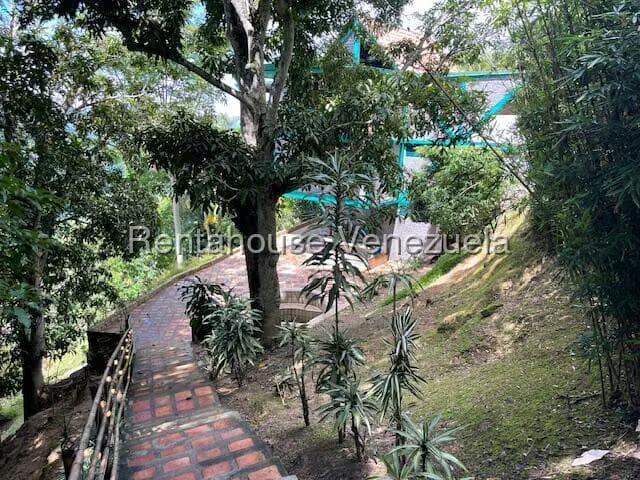 Townhouse (Multiples Niveles) en Venta en Karimao Country, Distrito Metropolitano - 61