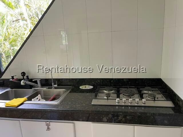 Townhouse (Multiples Niveles) en Venta en Karimao Country, Distrito Metropolitano - 70