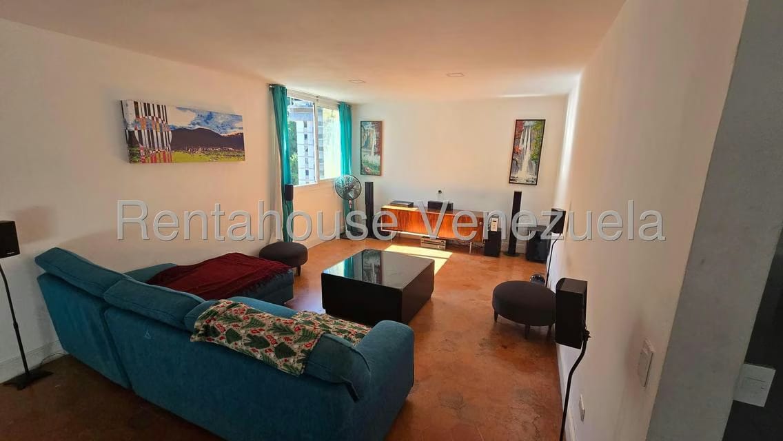 Apartamento (Duplex) en Venta en Colinas de Bello Monte, Distrito Metropolitano - 11