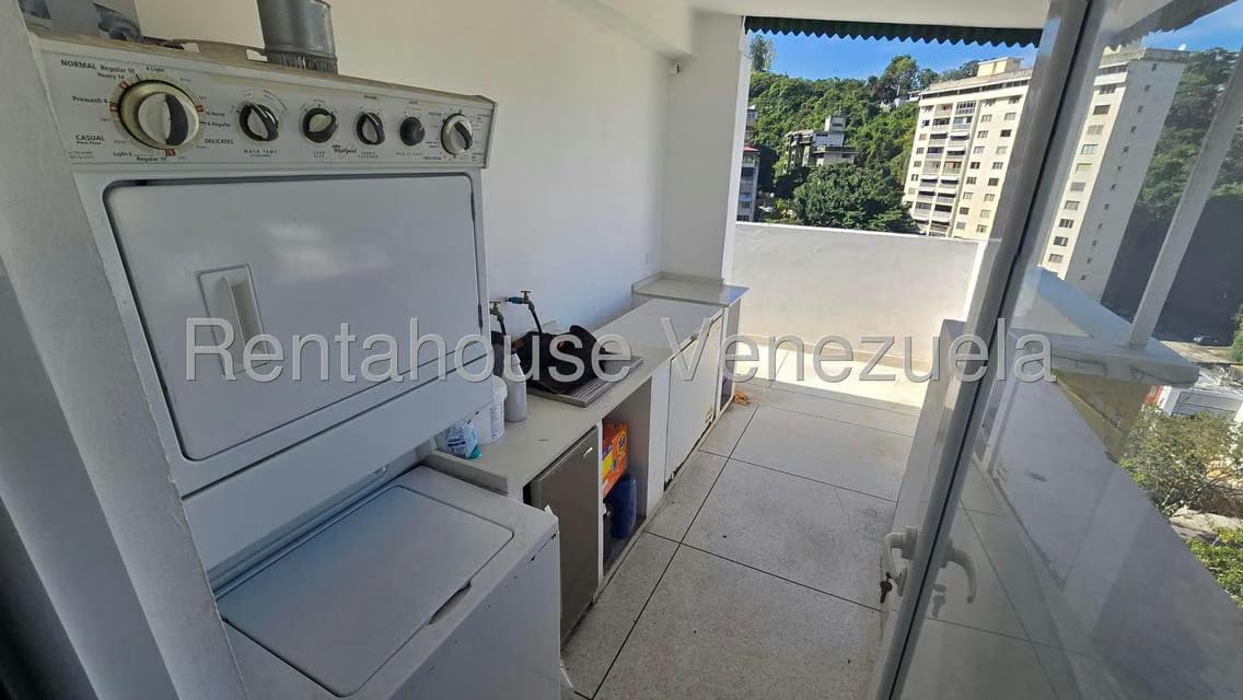 Apartamento (Duplex) en Venta en Colinas de Bello Monte, Distrito Metropolitano - 15