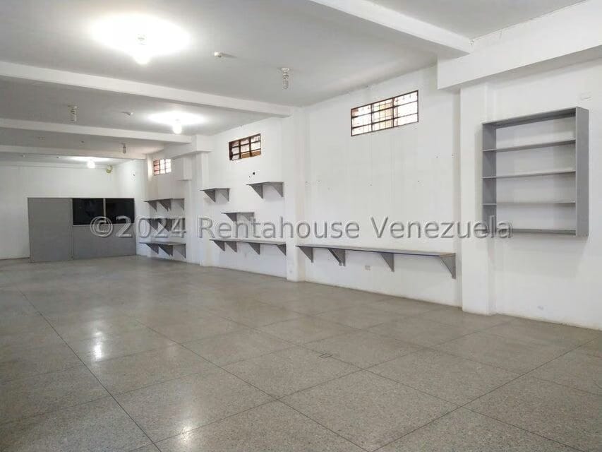 Comercial (Local Comercial) en Alquiler en Municipio Jimenez, Lara - 12