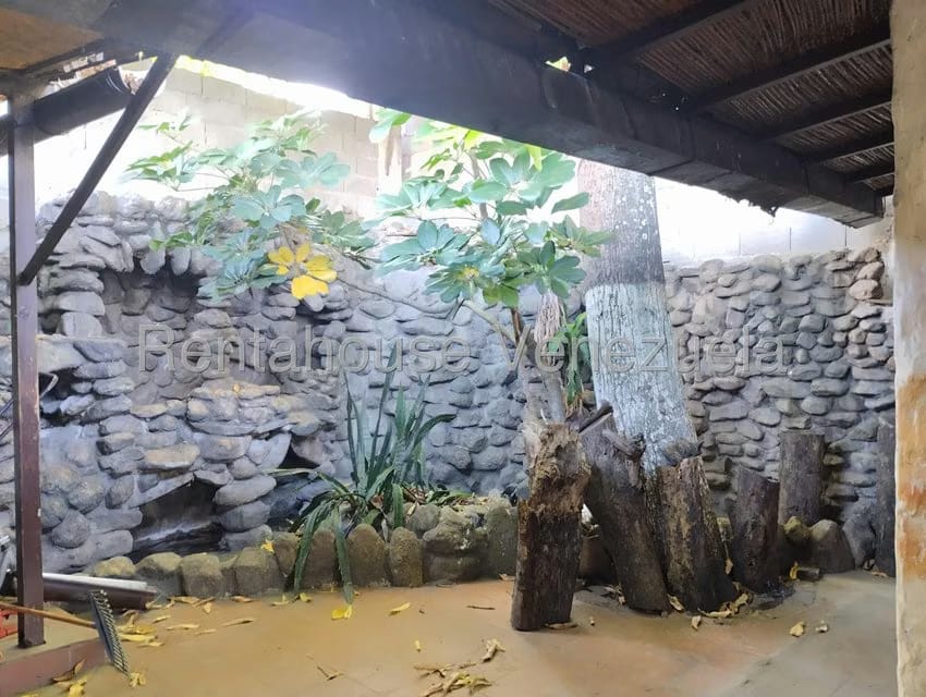 Casa (1 Nivel) en Venta en Centro, Lara - 11