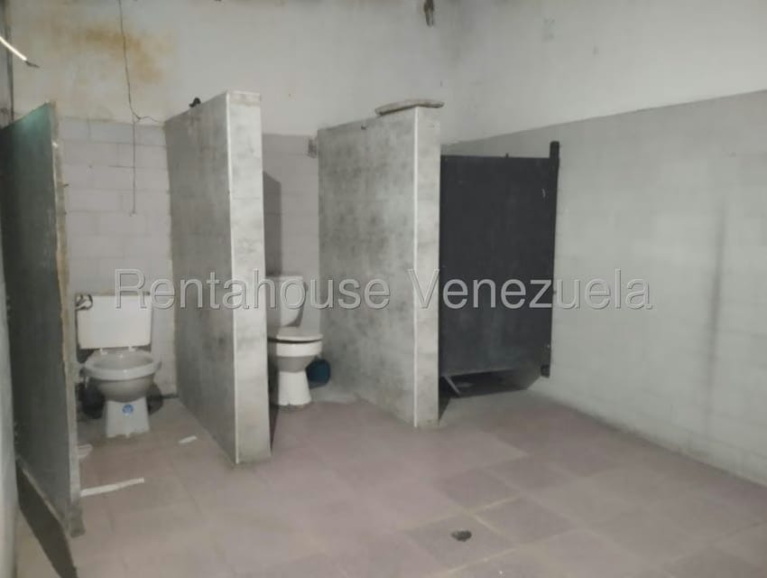 Casa (1 Nivel) en Venta en Centro, Lara - 21